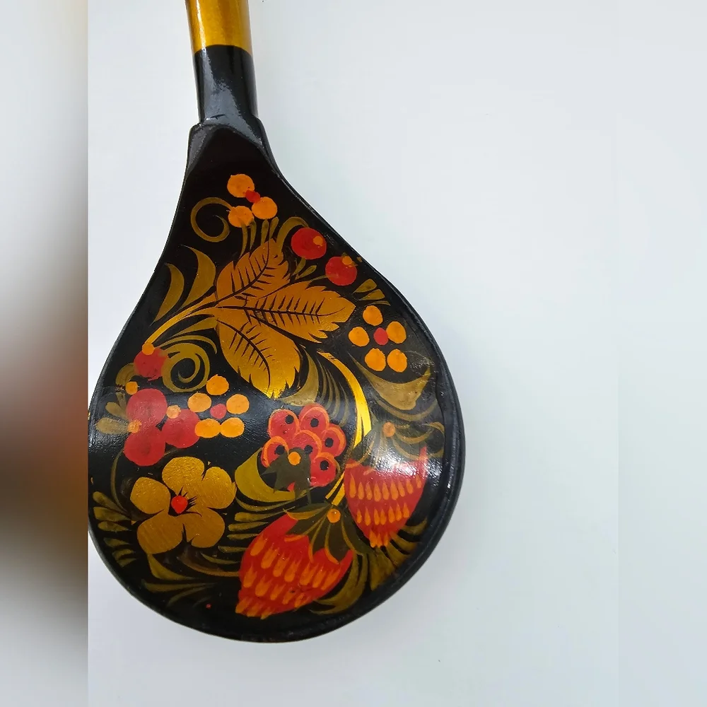 Vintage Russian Khokhloma Wood Set - Hand-Painted Lacquer Lidded Dish & 7 Spoons